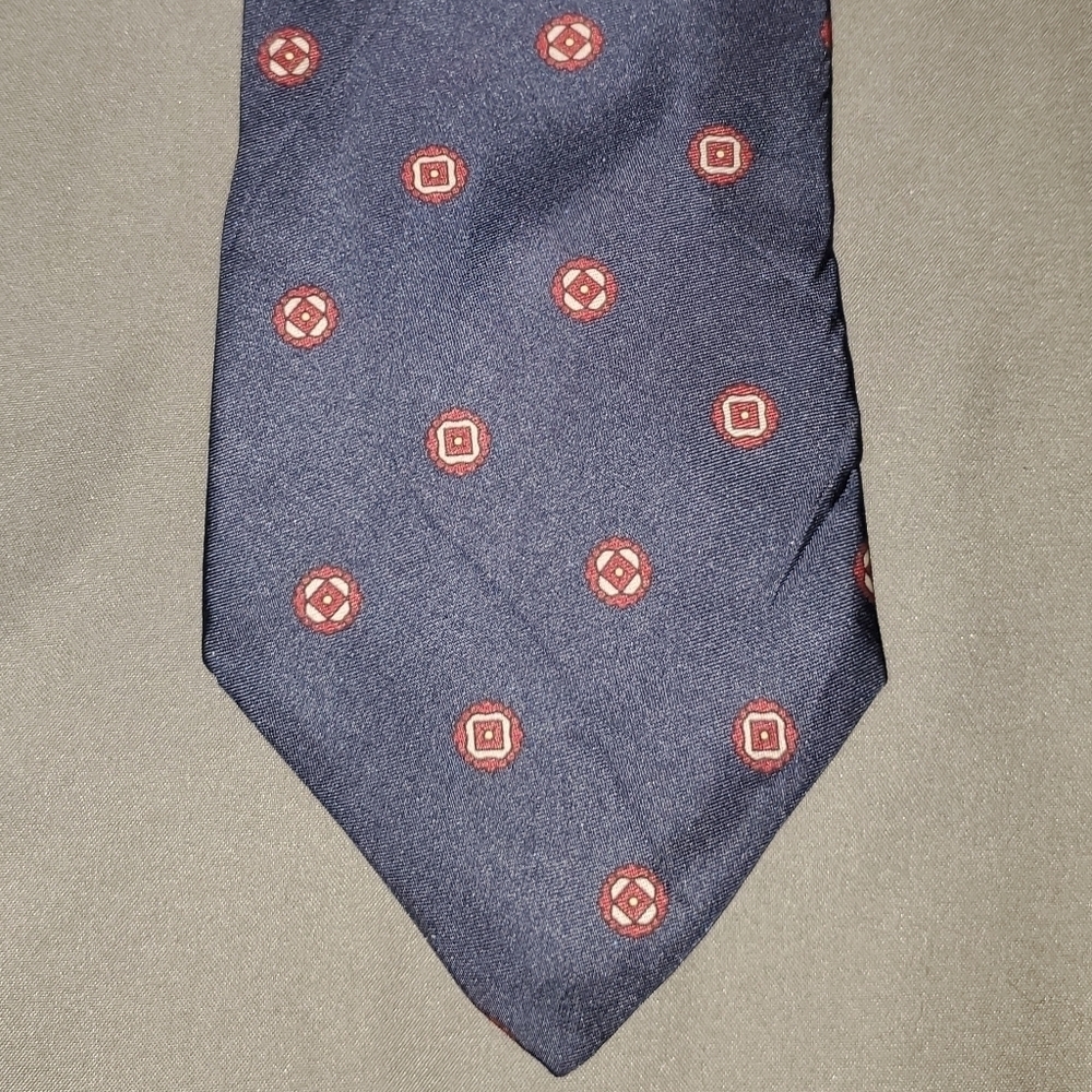 ISACO Navy blue tie with red and white pattern - NEW
